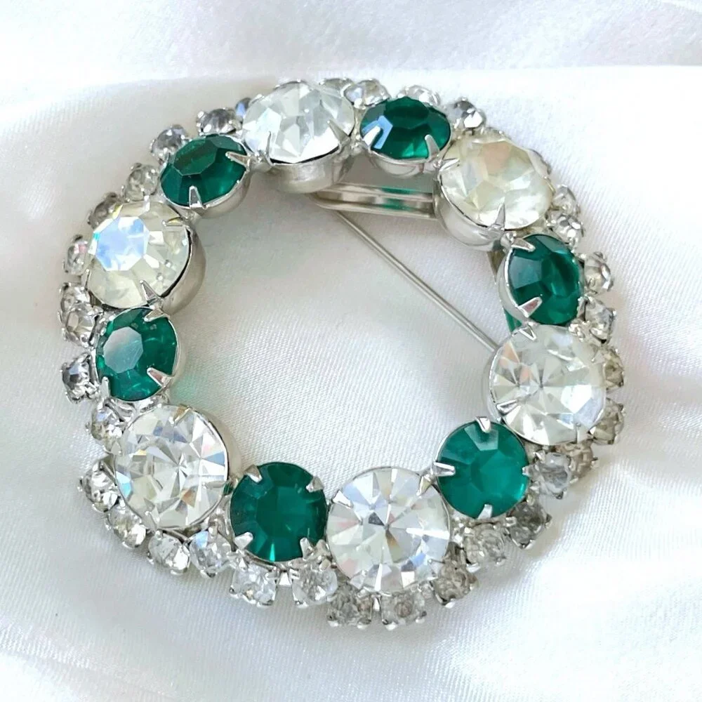 Vintage 1950s Rhinestone Brooch Clear Green Layered Domed Round Wreath Holiday